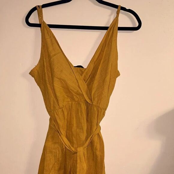 SHEIN Dresses & Skirts - Shein belted spaghetti strap midi dress size large